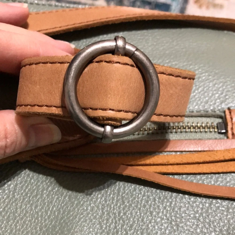 the sak Green Leather Shoulder/Crossbody Bag - Picture 9 of 9